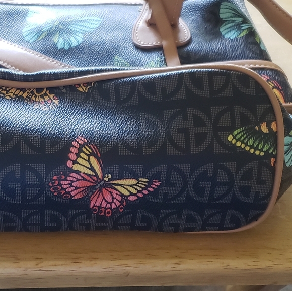 Gianna Butterfly 🦋 Purse 👜 - Picture 6 of 17